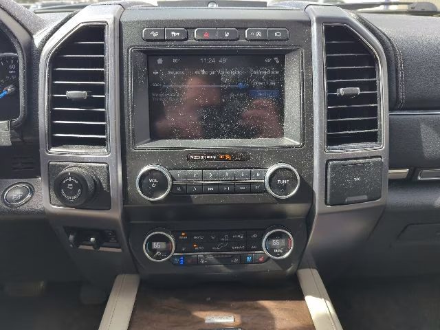 2019 Agate Black Metallic Ford Expedition Platinum 4X4 SUV