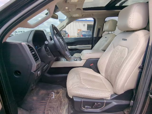 2019 Agate Black Metallic Ford Expedition Platinum 4X4 SUV