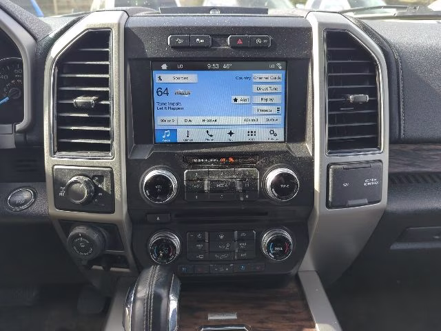 2018 Magnetic Metallic Ford F-150 Lariat 4X4 Truck