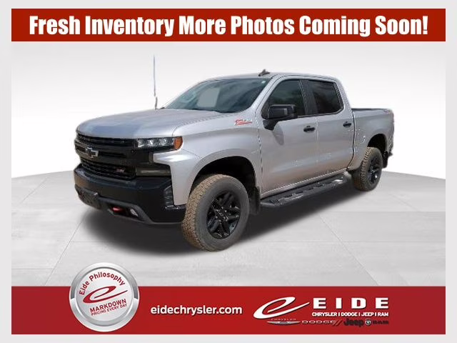 2019 Silver Ice Metallic Chevrolet Silverado 1500 LT Trail Boss 4X4 Truck