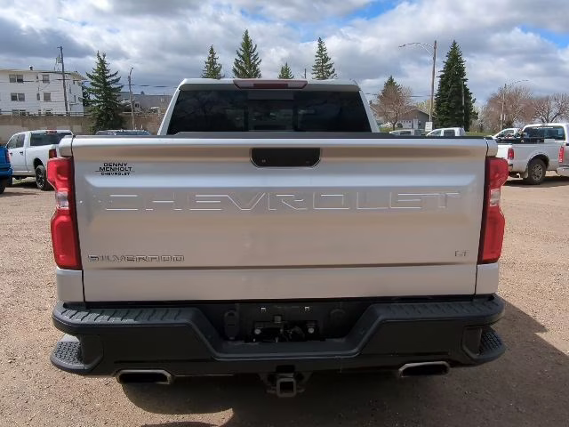 2019 Silver Ice Metallic Chevrolet Silverado 1500 LT Trail Boss 4X4 Truck