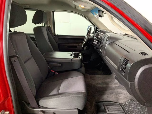 2010 Victory Red Chevrolet Silverado 1500 LT 4X4 Truck
