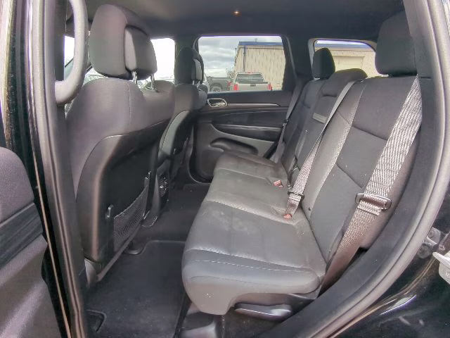 2019 Black Jeep Grand Cherokee Laredo E 4X4 SUV