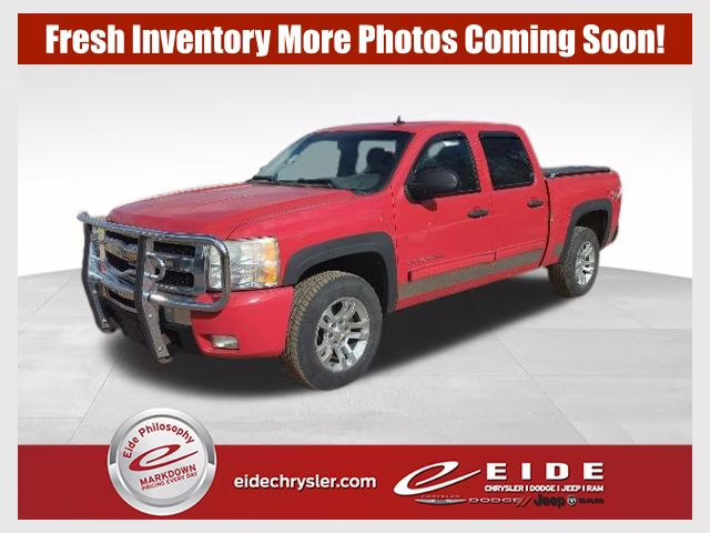 2010 Victory Red Chevrolet Silverado 1500 LT 4X4 Truck