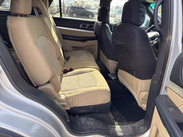 2016 Ingot Silver Metallic Ford Explorer XLT 4X4 SUV