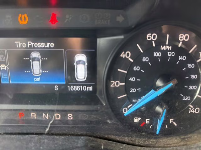 2016 Ingot Silver Metallic Ford Explorer XLT 4X4 SUV