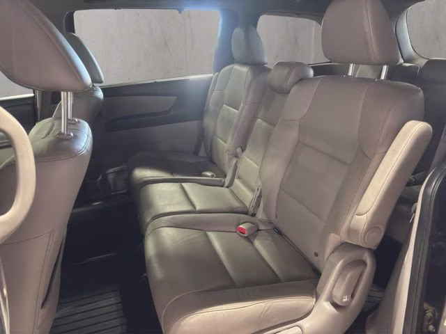 2016 Modern Steel Metallic Honda Odyssey EX-L FWD Van