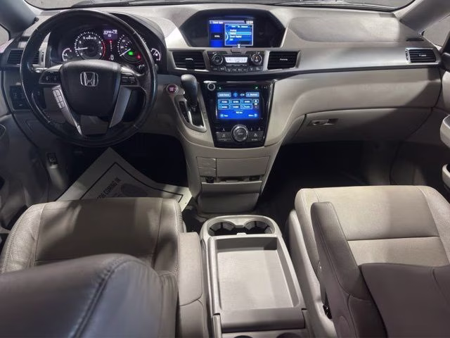 2016 Modern Steel Metallic Honda Odyssey EX-L FWD Van