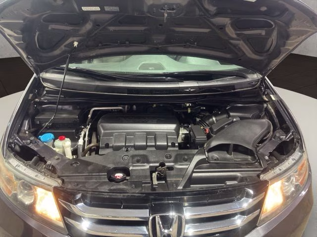 2016 Modern Steel Metallic Honda Odyssey EX-L FWD Van