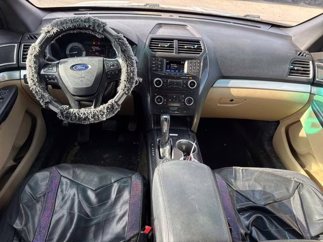 2016 Ingot Silver Ford Explorer XLT 4X4 SUV