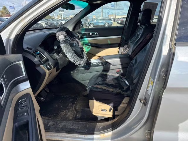 2016 Ingot Silver Ford Explorer XLT 4X4 SUV