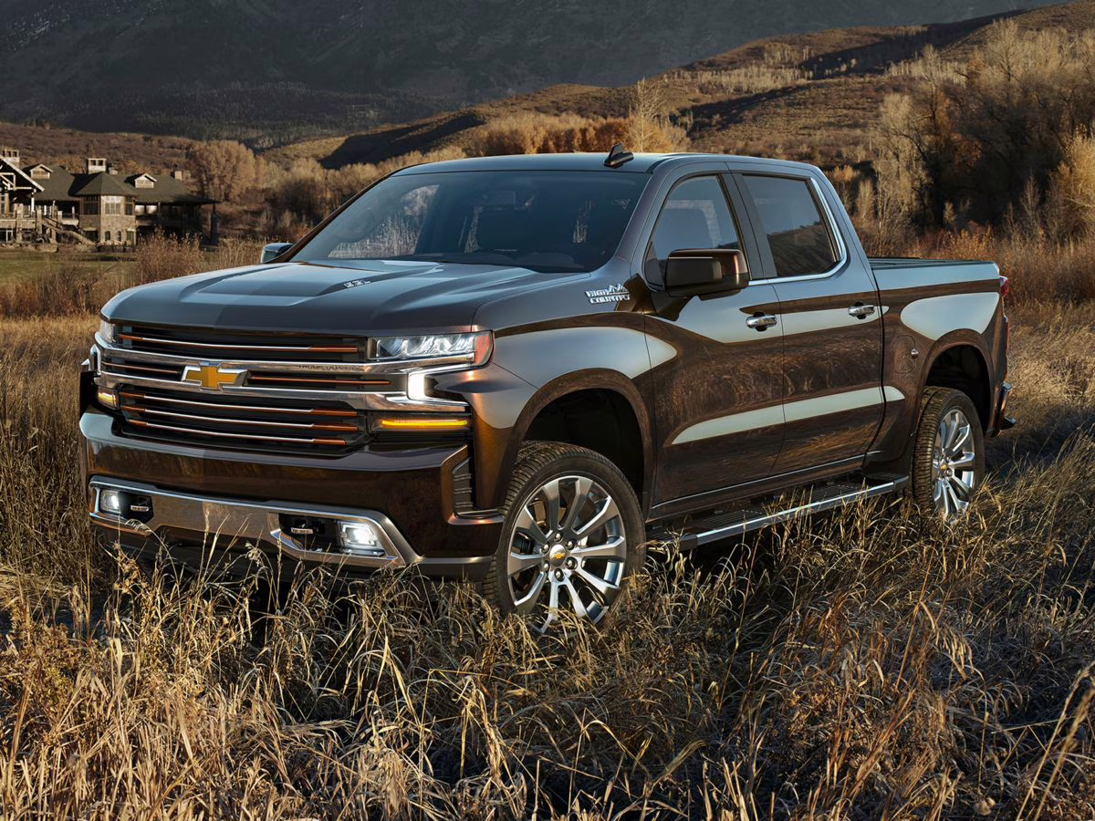 2019 Silver Ice Metallic Chevrolet Silverado 1500 LT Trail Boss 4X4 Truck