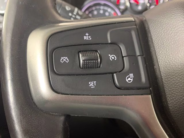 2019 Silver Ice Metallic Chevrolet Silverado 1500 LT Trail Boss 4X4 Truck
