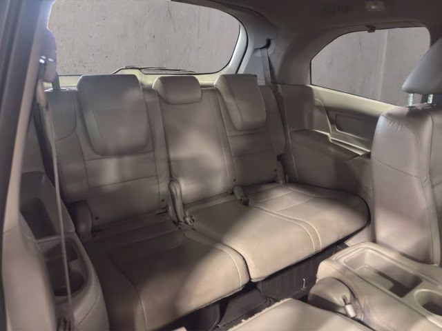 2016 Modern Steel Metallic Honda Odyssey EX-L FWD Van