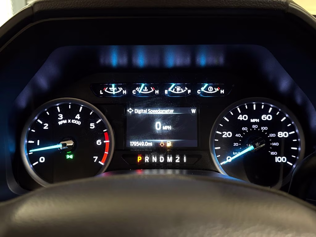 2020 Oxford White Ford Super Duty F-250 SRW XL 4X4 Truck
