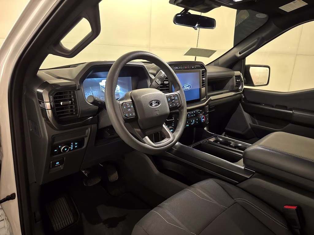 2024 Oxford White Ford F-150 STX 4X4 Truck
