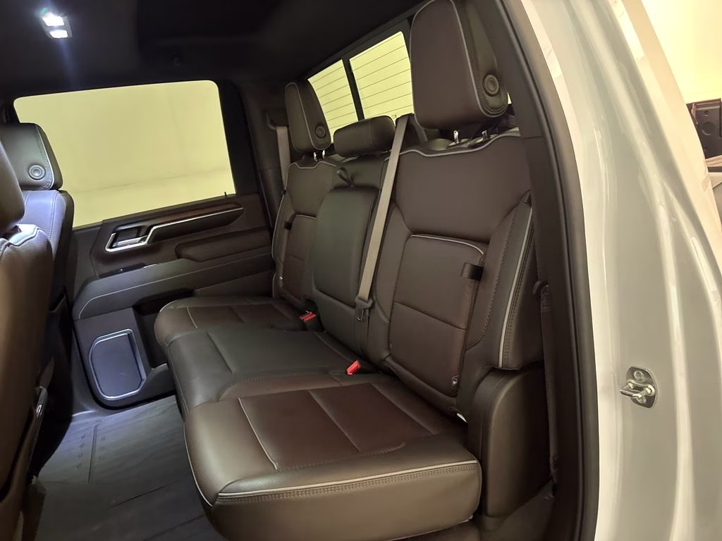 2025 White Frost Tricoat GMC Sierra 3500HD Denali 4X4 Truck