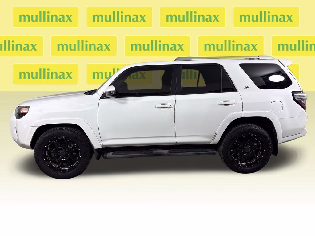 2015 Super White Toyota 4Runner SR5 RWD SUV