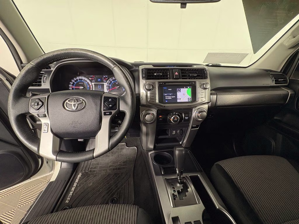 2015 Super White Toyota 4Runner SR5 RWD SUV