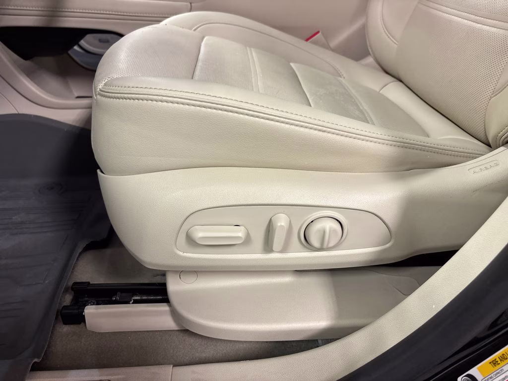 2023 Ebony Twilight Metallic GMC Acadia Denali FWD SUV