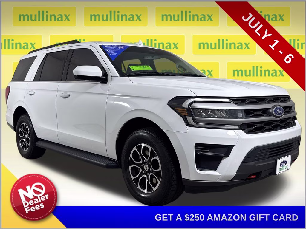 2022 Oxford White Ford Expedition XLT 4X4 SUV