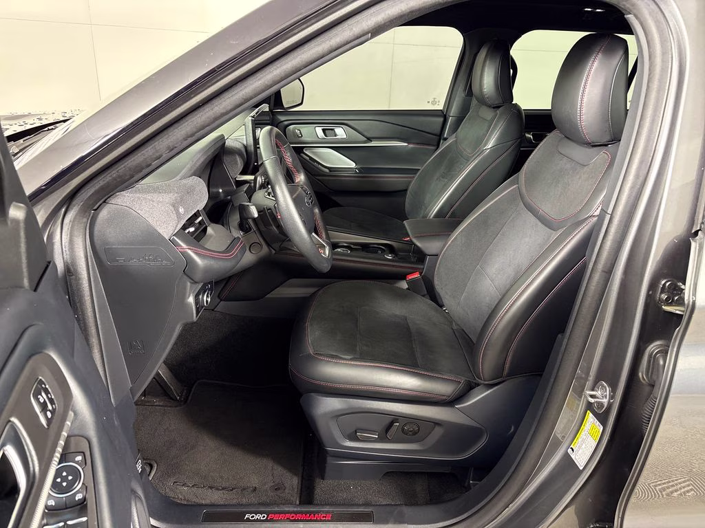 2025 Gray Metallic Ford Explorer ST 4X4 SUV