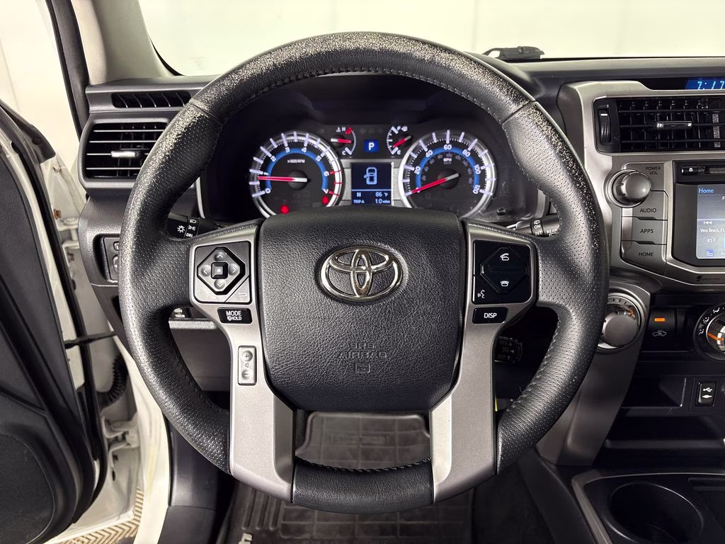 2015 Super White Toyota 4Runner SR5 RWD SUV