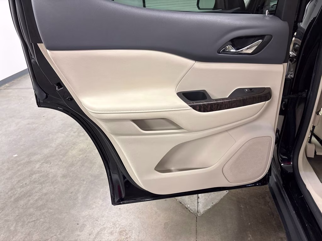 2023 Ebony Twilight Metallic GMC Acadia Denali FWD SUV