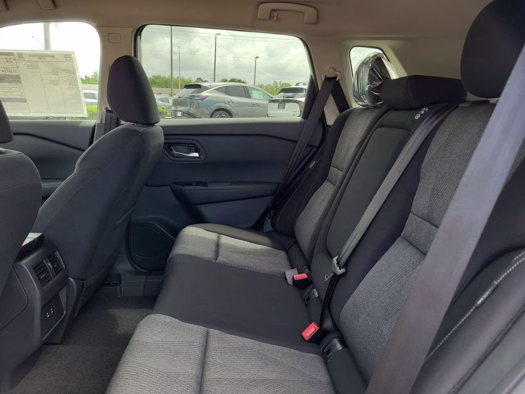 2026 Everest White Pearl Tricoat Nissan Rogue SV FWD SUV