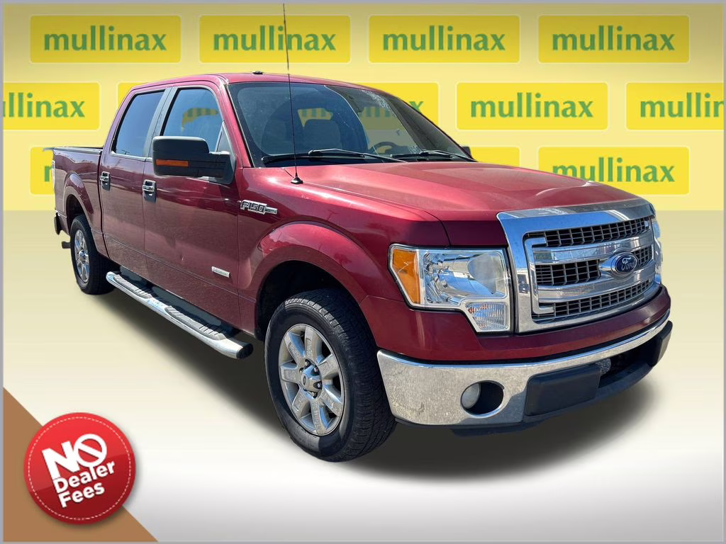 2013 Ruby Red Metallic Tinted Clearcoat Ford F-150 XLT RWD Truck