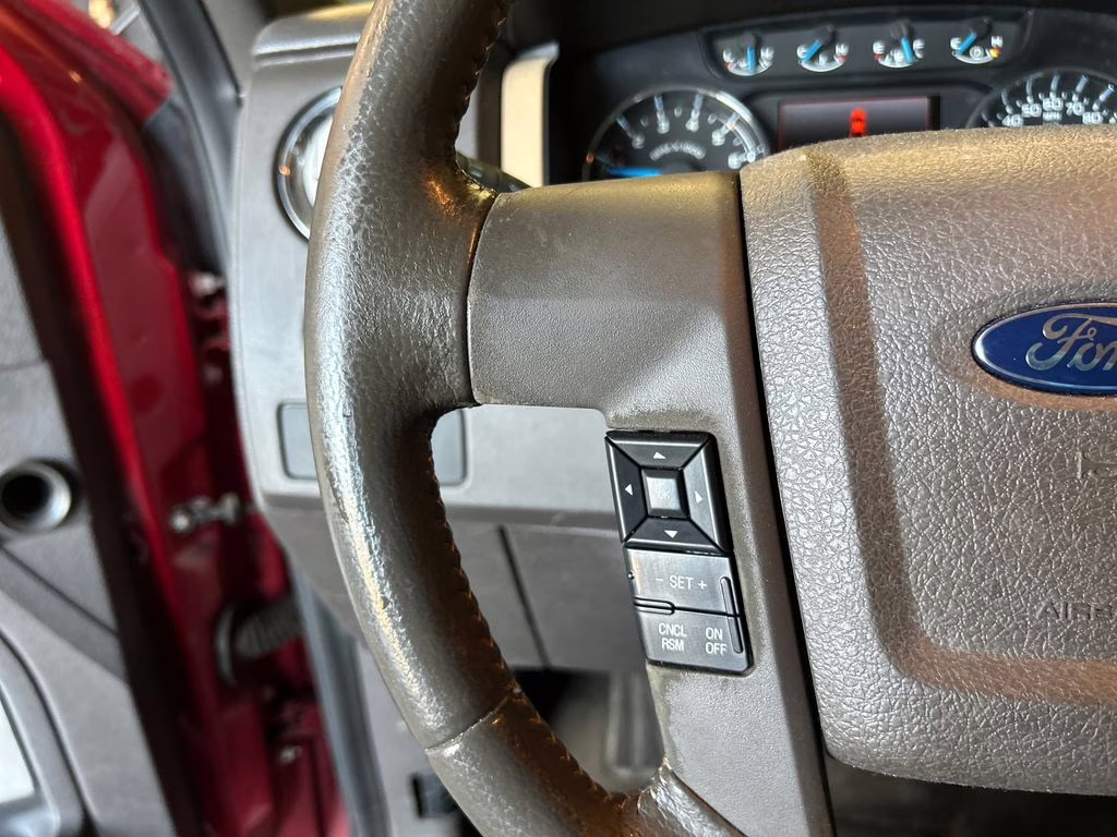 2013 Ruby Red Metallic Tinted Clearcoat Ford F-150 XLT RWD Truck