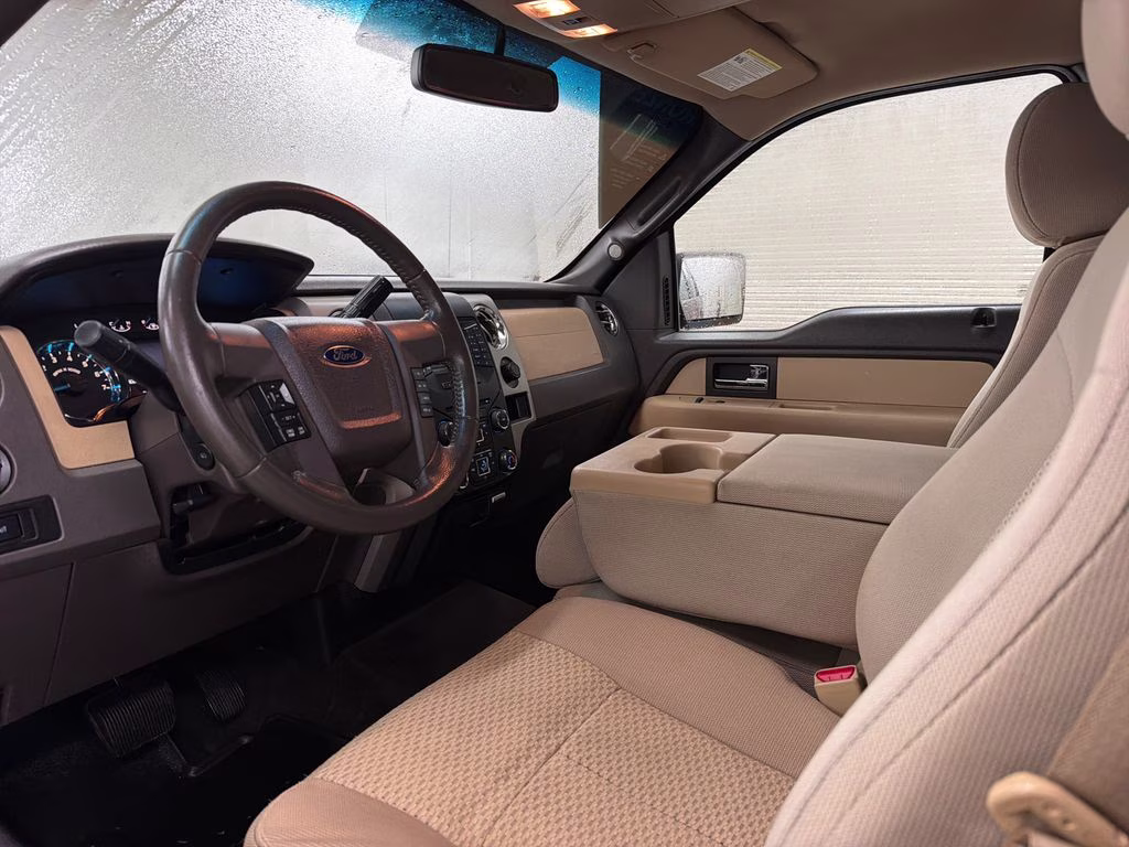 2013 Ruby Red Metallic Tinted Clearcoat Ford F-150 XLT RWD Truck