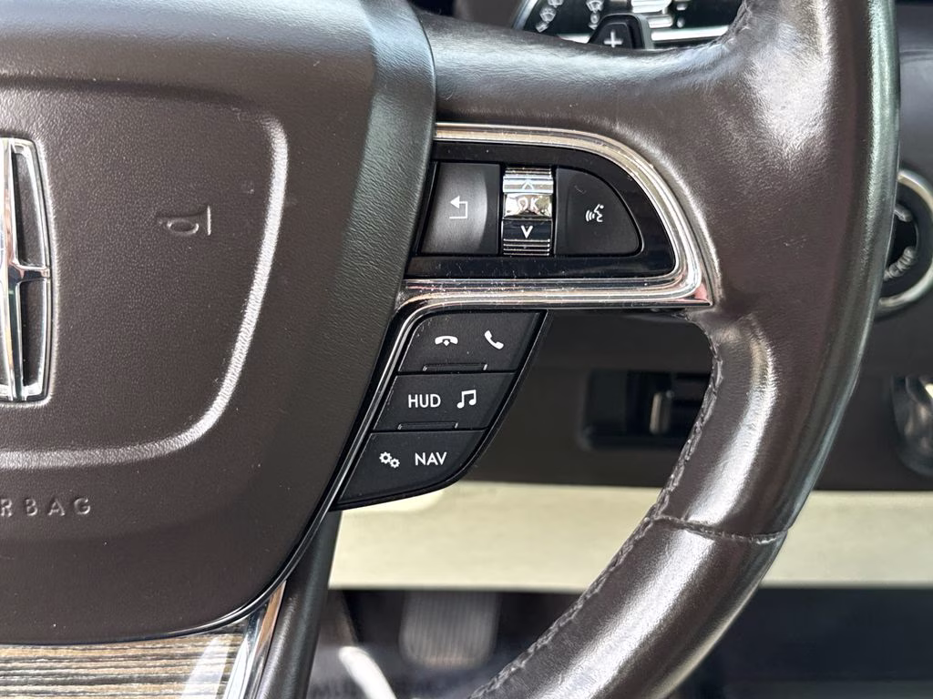 2020 Infinite Black Lincoln Navigator L Black Label 4X4 SUV
