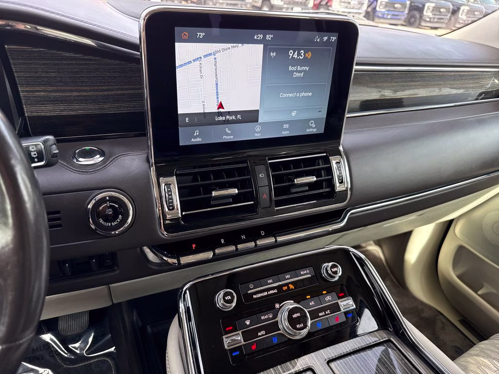 2020 Infinite Black Lincoln Navigator L Black Label 4X4 SUV
