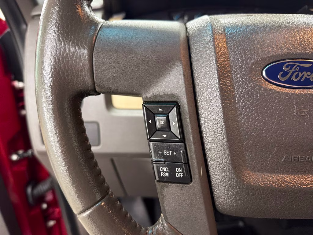 2013 Ruby Red Metallic Tinted Clearcoat Ford F-150 XLT RWD Truck