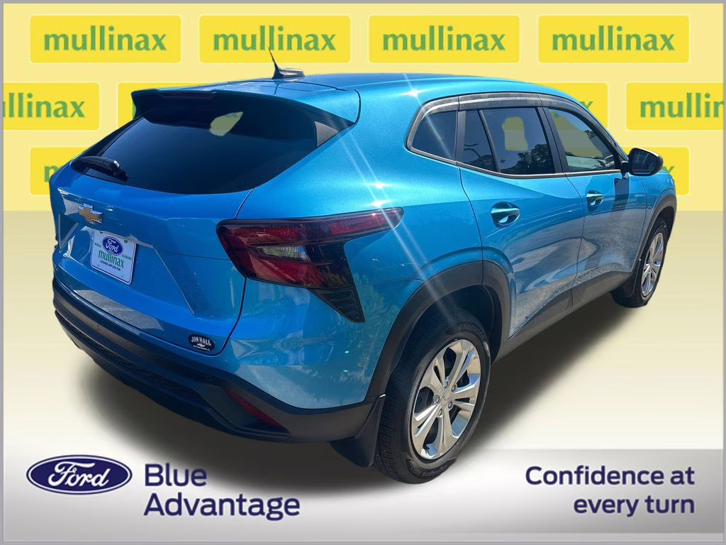 2025 Marina Blue Chevrolet Trax LS FWD SUV