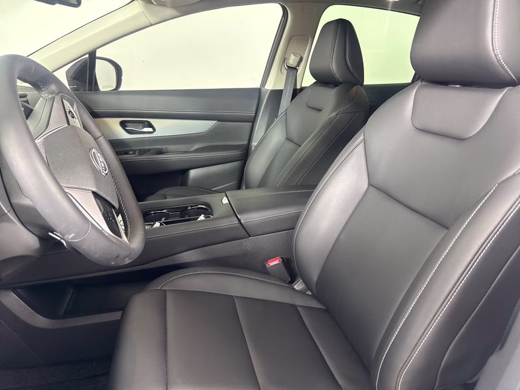 2025 Everest White Pearl Tricoat Nissan Murano SL AWD SUV