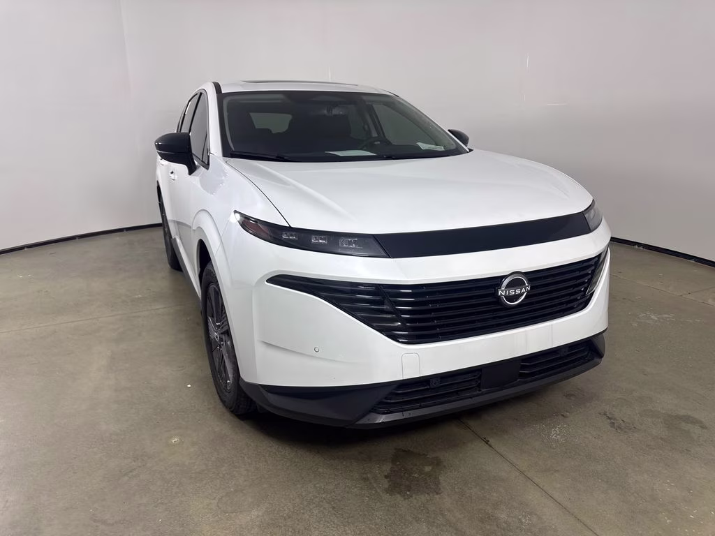 2025 Everest White Pearl Tricoat Nissan Murano SL AWD SUV