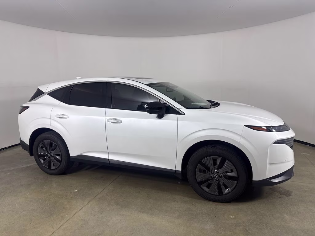 2025 Everest White Pearl Tricoat Nissan Murano SL AWD SUV