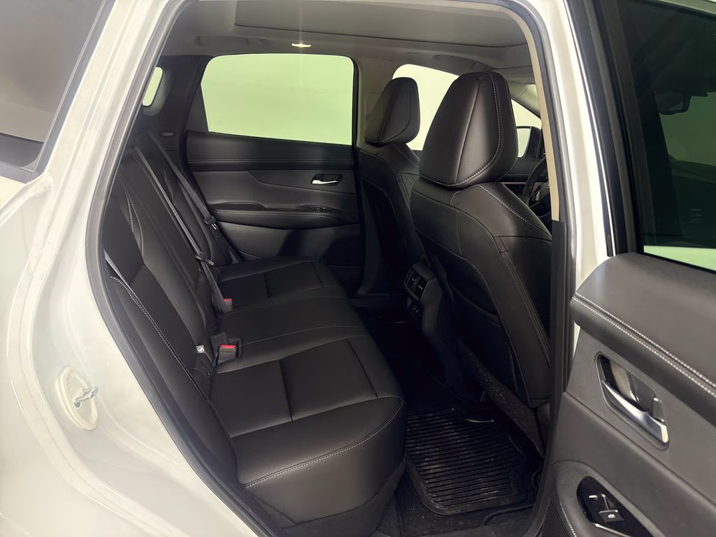 2025 Everest White Pearl Tricoat Nissan Murano SL AWD SUV