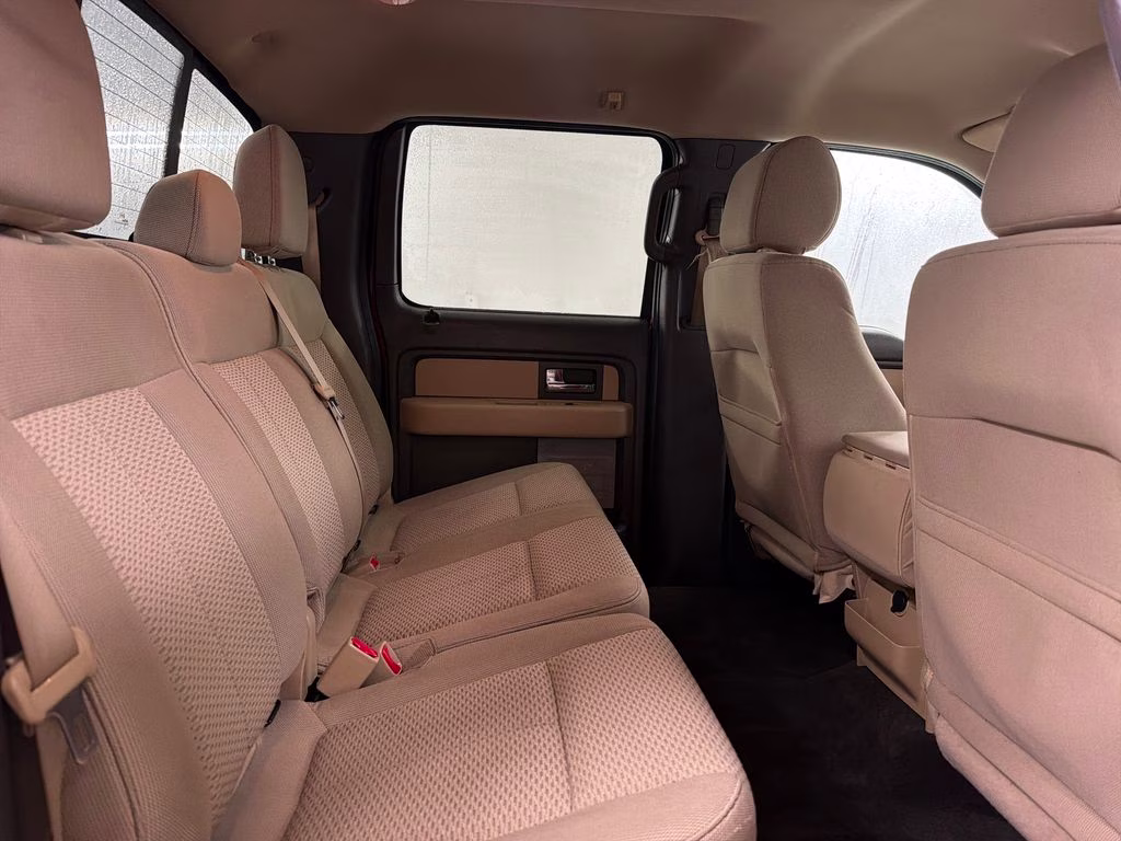 2013 Ruby Red Metallic Tinted Clearcoat Ford F-150 XLT RWD Truck