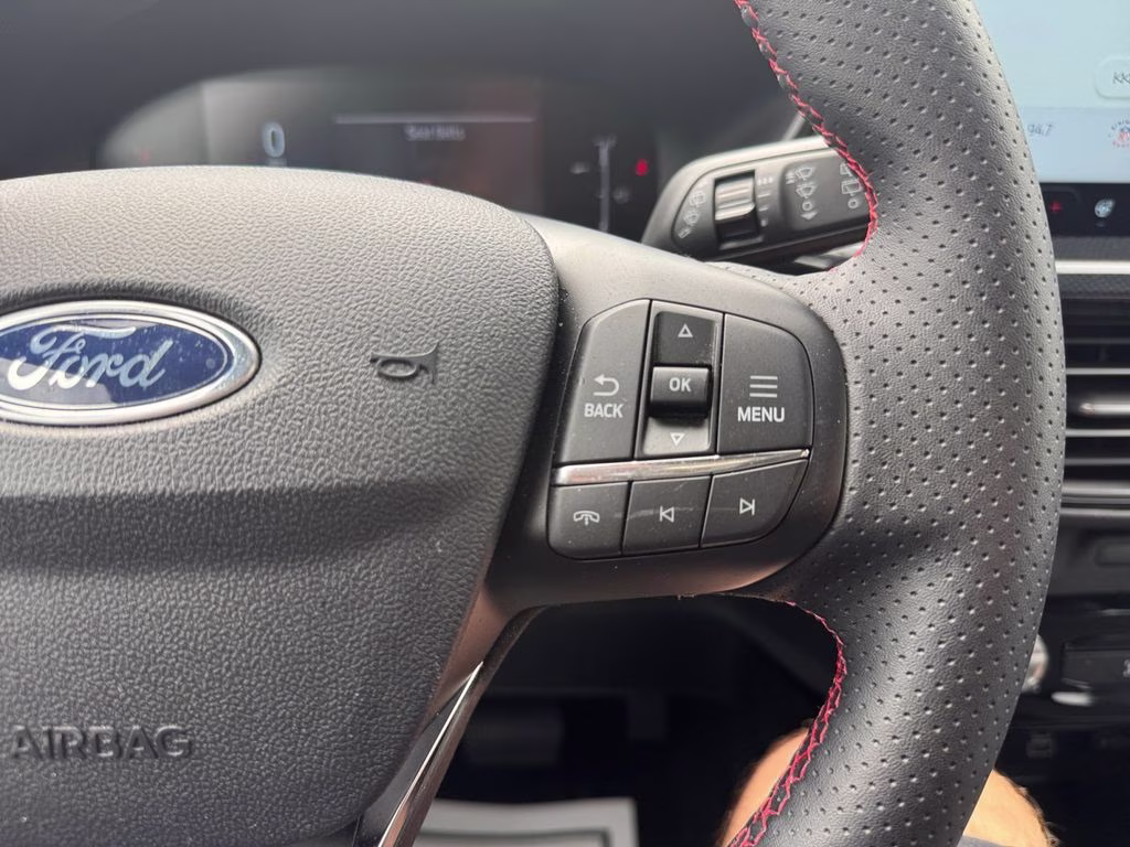 2025 Red Metallic Ford Escape ST-Line FWD SUV