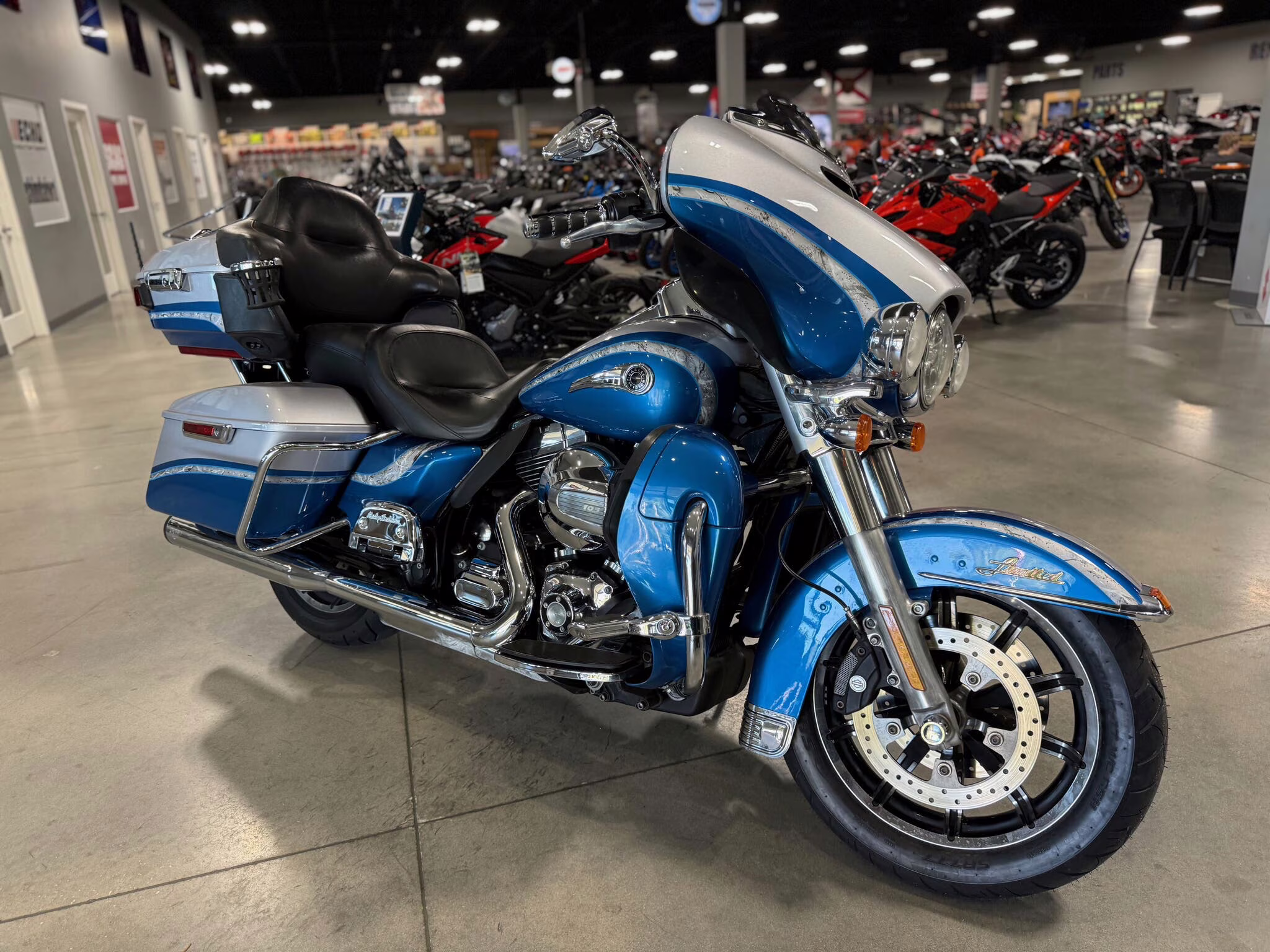 2014 Harley-Davidson Electra Glide Ultra Limited Motorcycle