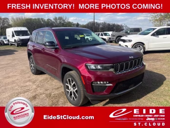 2023 Velvet Red Pearlcoat Jeep Grand Cherokee Limited 4X4 SUV
