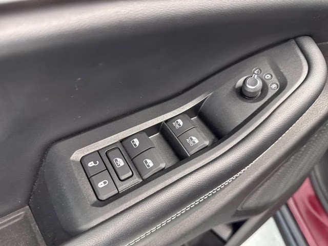 2023 Velvet Red Pearlcoat Jeep Grand Cherokee Limited 4X4 SUV