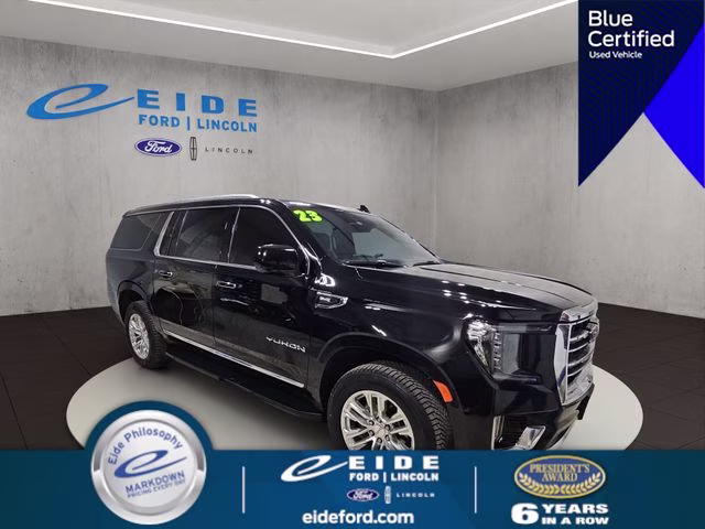 2023 Onyx Black GMC Yukon XL SLT 4X4 SUV