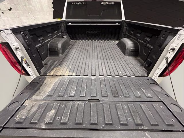 2025 Summit White GMC Sierra 1500 AT4 4X4 Truck