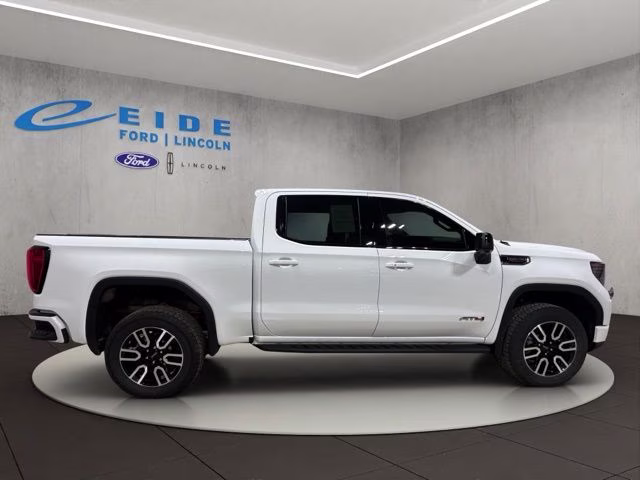 2025 Summit White GMC Sierra 1500 AT4 4X4 Truck