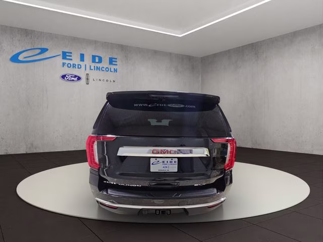 2023 Onyx Black GMC Yukon XL SLT 4X4 SUV