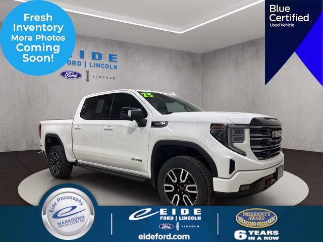 2025 GMC Sierra AT4 4WD Crew Cab Short Box's photo